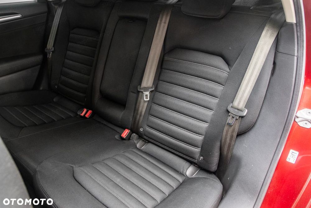 Ford Mondeo - 26