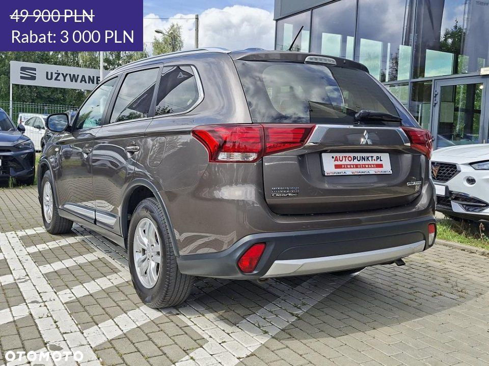 Mitsubishi Outlander - 3