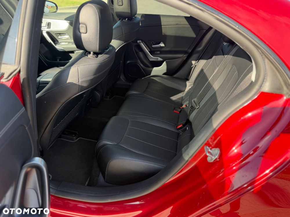 Mercedes-Benz CLA 250 AMG Line 7G-DCT - 9