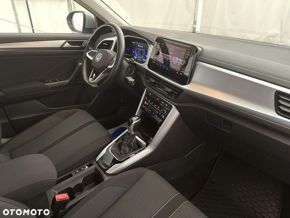 Volkswagen T-Roc - 24