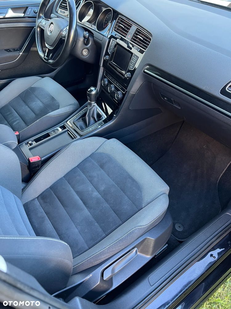 Volkswagen Golf 1.6 TDI Highline - 6