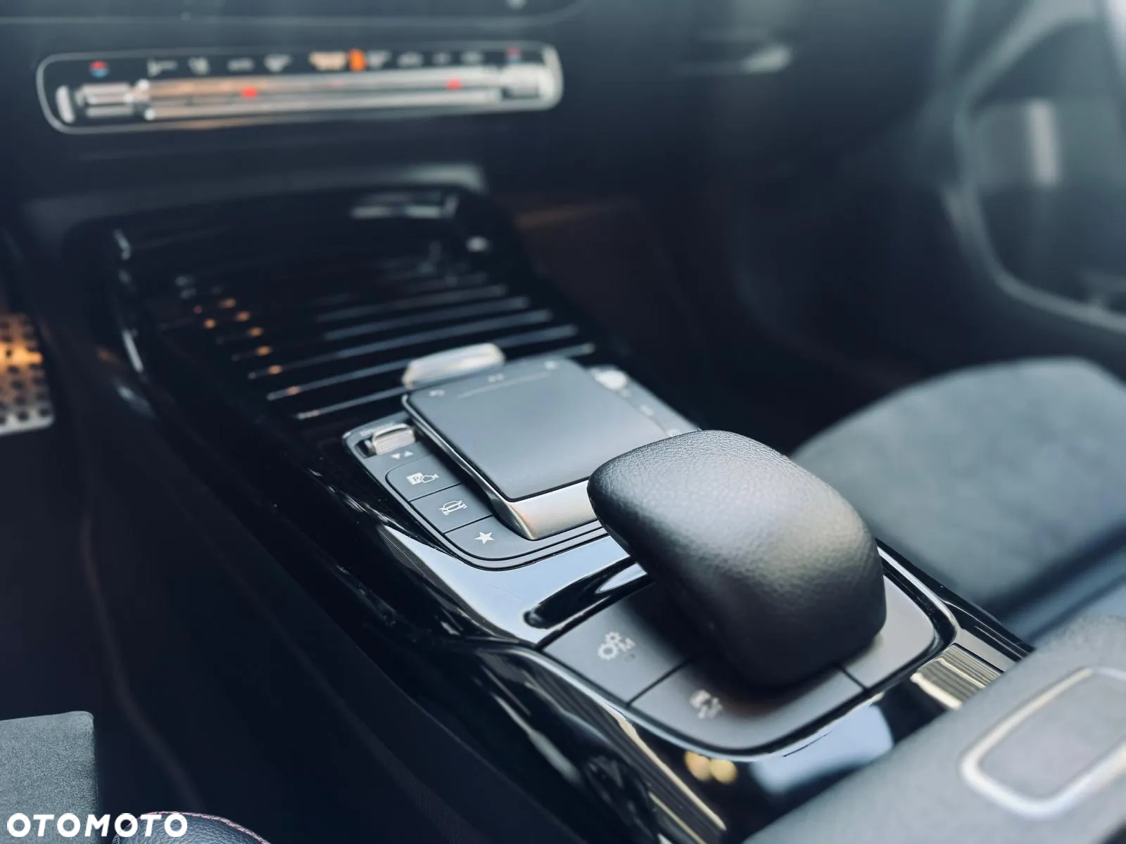 Mercedes-Benz Klasa A 35 AMG 4-Matic 7G-DCT - 34