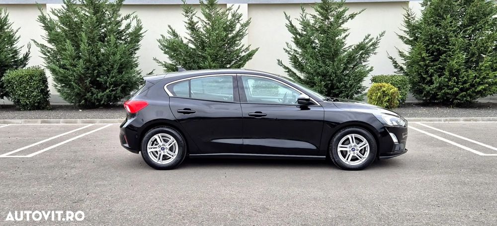 Ford Focus 1.5 EcoBlue Start-Stopp-System TITANIUM - 6