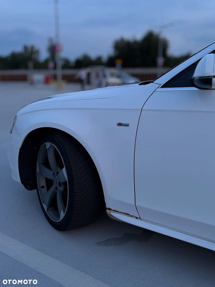 Audi A4 Limousine - 21