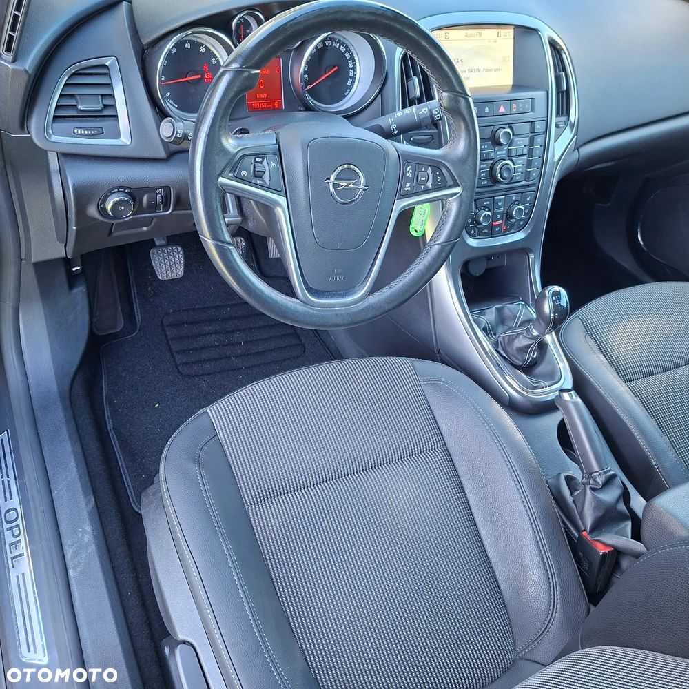 Opel Astra 1.4 Turbo Cosmo - 21
