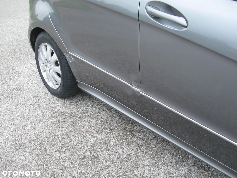 Mercedes-Benz Klasa A 180 BlueEfficiency - 12