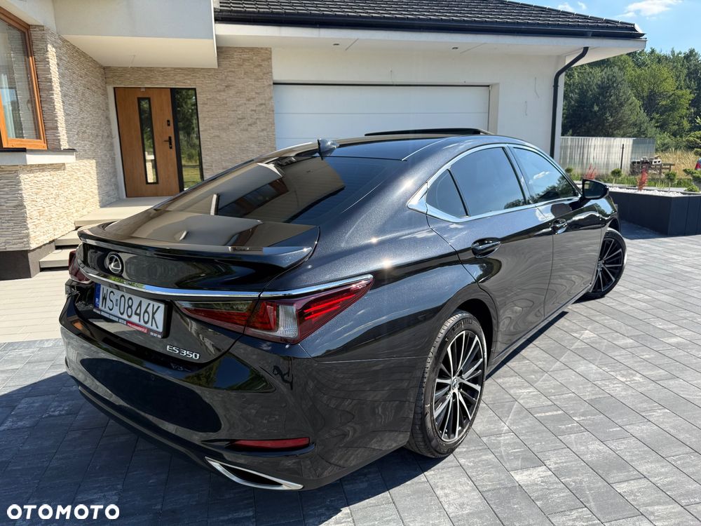 Lexus ES - 12
