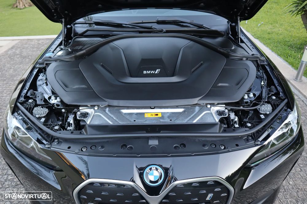BMW i4 eDrive40 Gran Coupe - 12