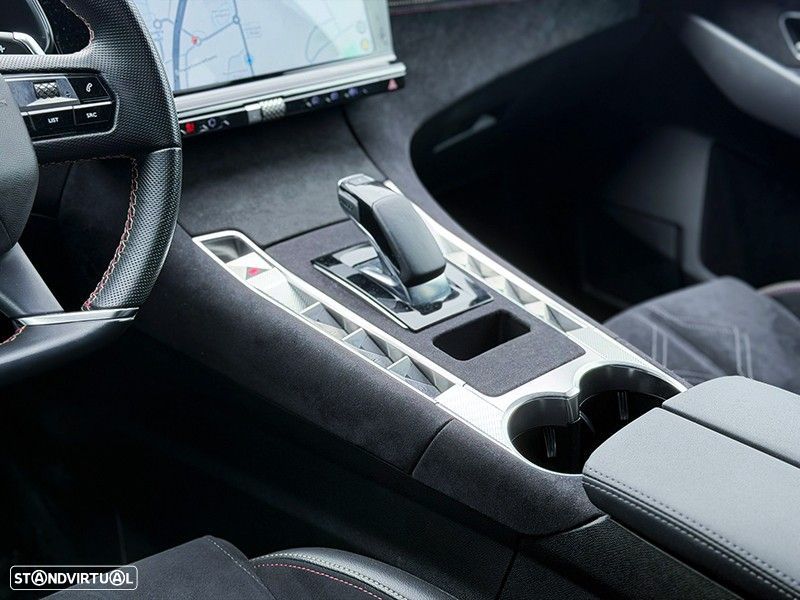 DS DS7 E-Tense Performance Line EAT8 - 17