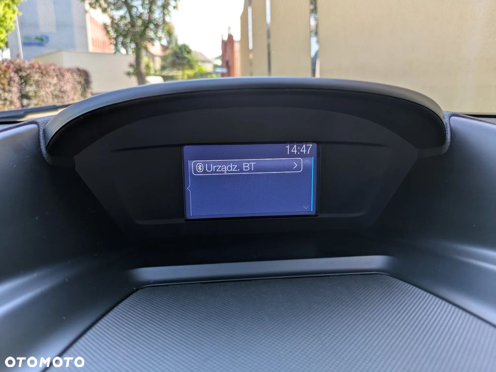 Ford Kuga 1.5 EcoBoost 2x4 SYNC - 37
