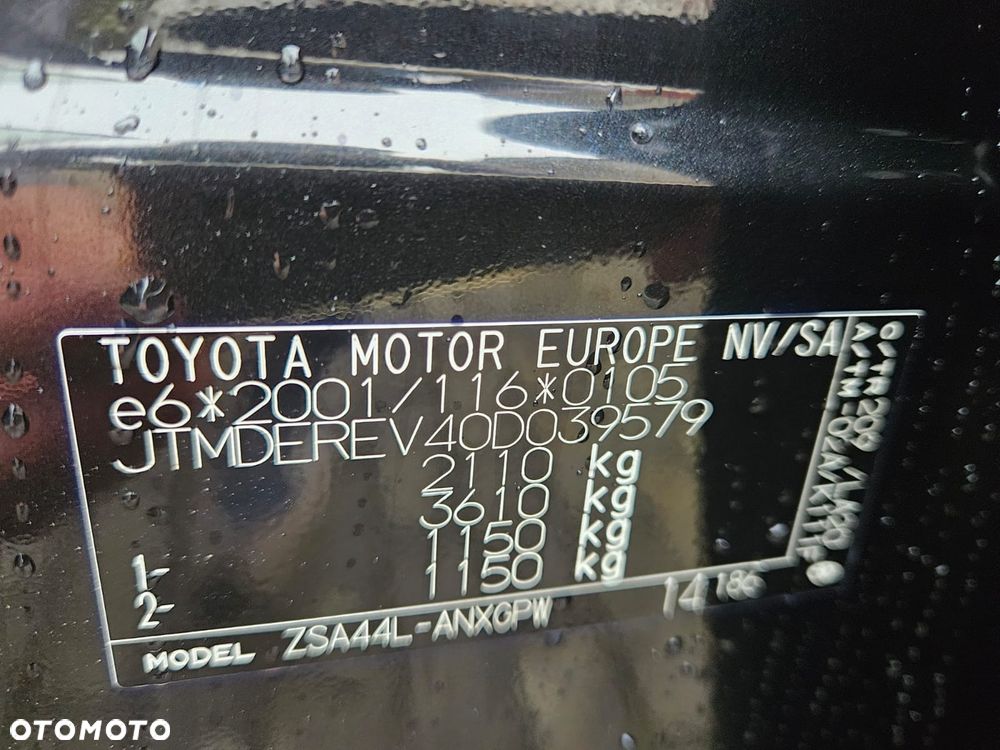 Toyota RAV4 2.0 Prestige MS EU6 - 36