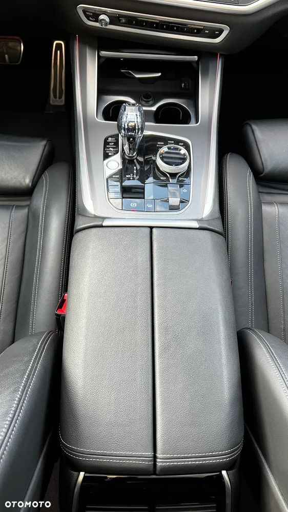 BMW X5 xDrive45e - 34