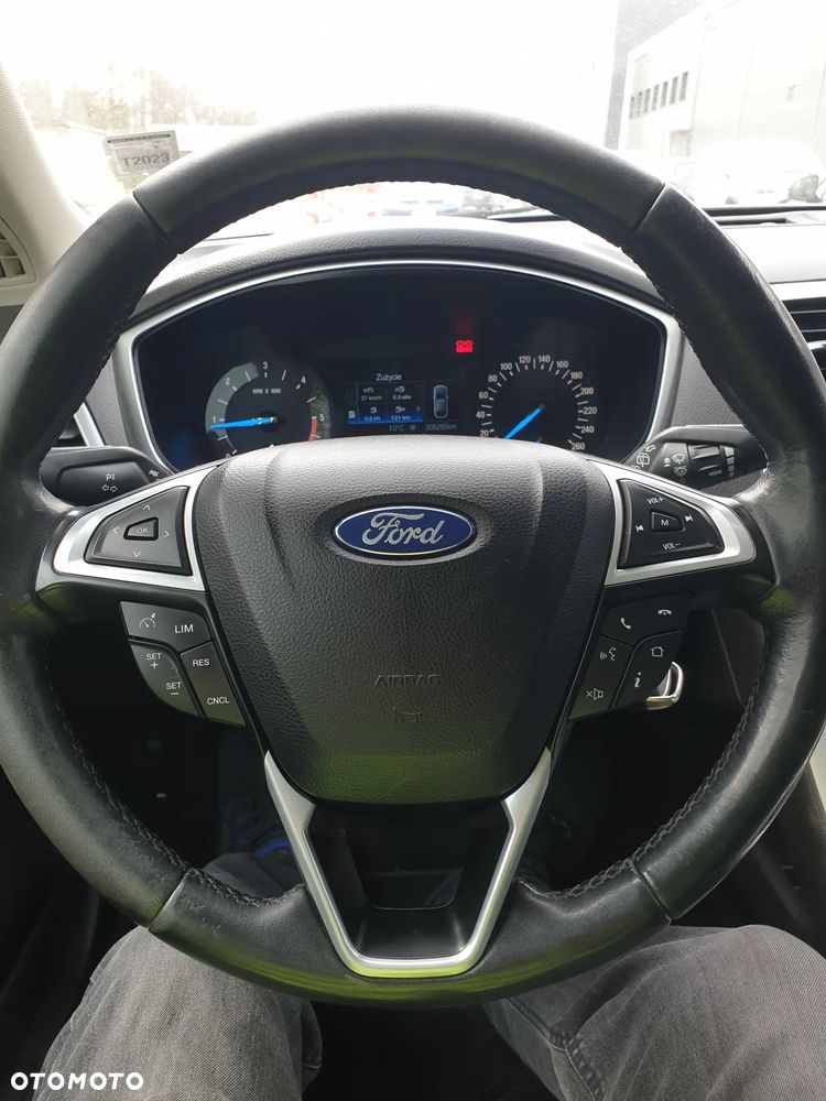 Ford Mondeo 2.0 TDCi Titanium 4WD - 17