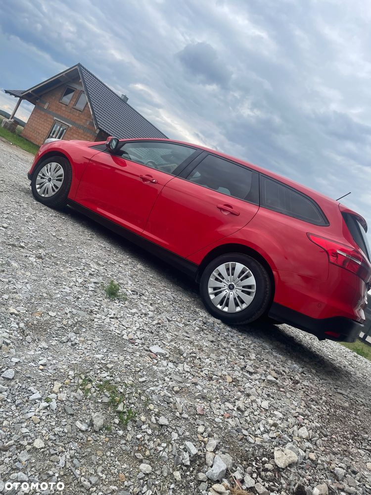 Ford Focus 1.5 TDCi Trend - 5