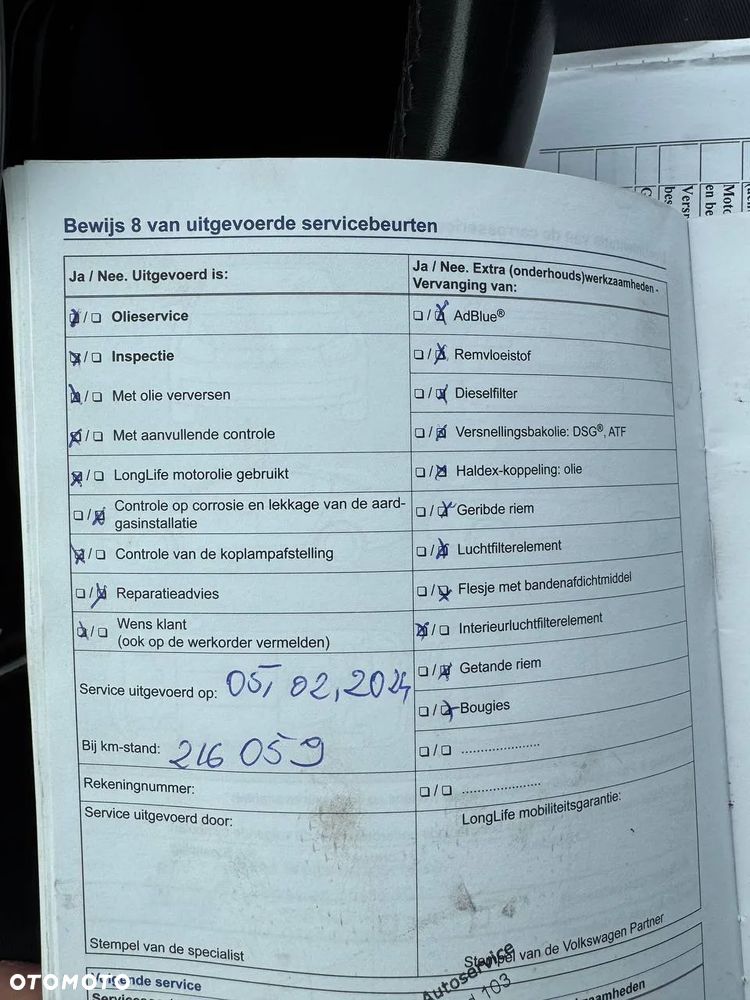 Volkswagen Passat 1.6 TDI BMT Comfortline - 16