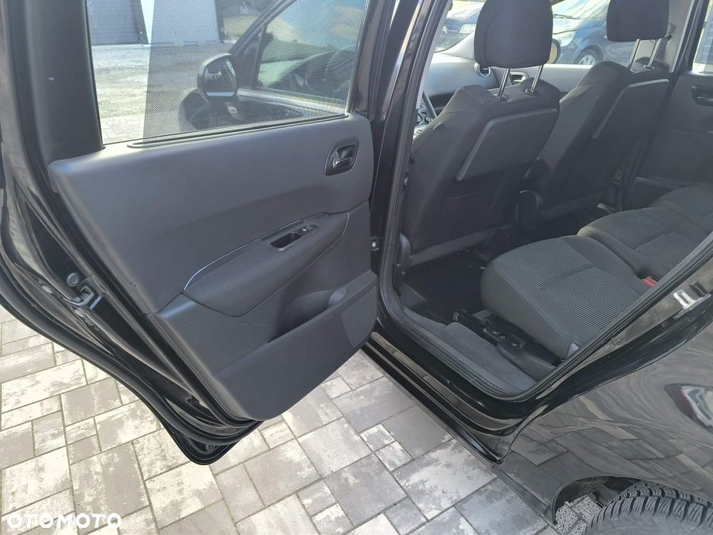 Peugeot 5008 1.6 Trendy - 13