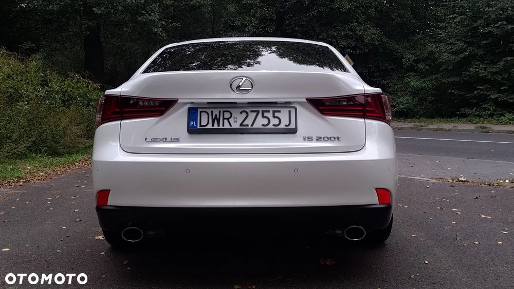 Lexus IS 200t Elite - 13