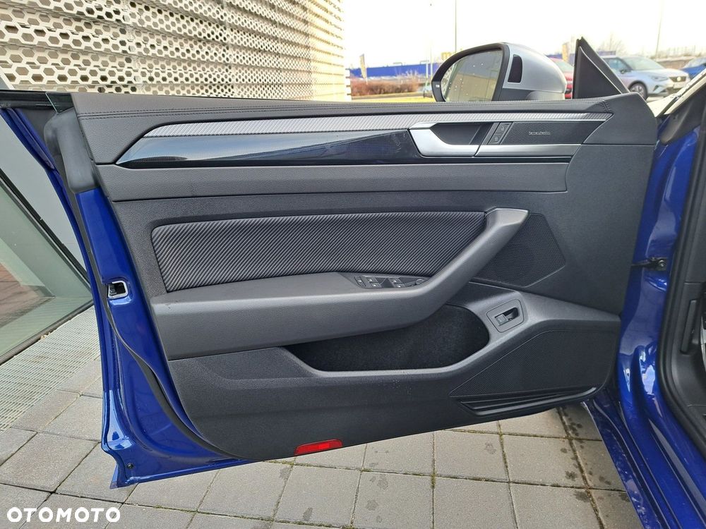 Volkswagen Arteon 2.0 TSI 4Motion R DSG - 11