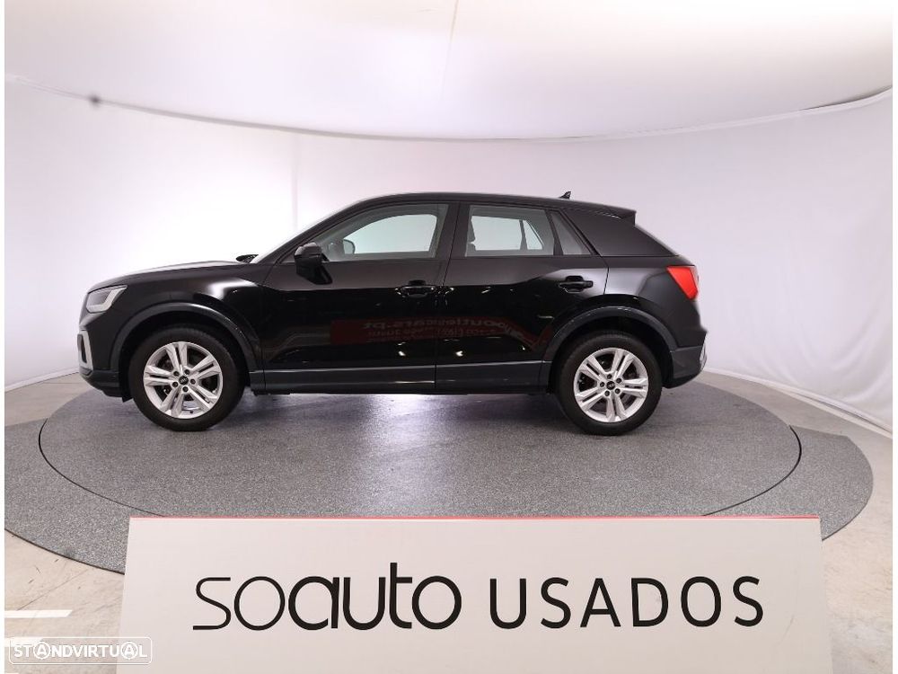 Audi Q2 30 TFSI Advanced — fotografia 2
