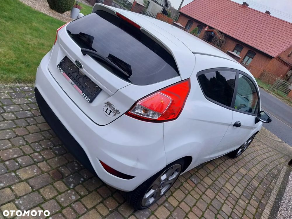 Ford Fiesta - 5