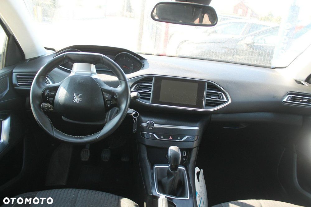 Peugeot 308 - 11