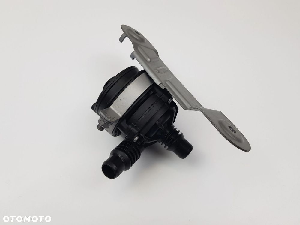 Dodatkowa Pompa Pompka wody BMW G20 G30 X3 G01 2.0i 8651287 - 6