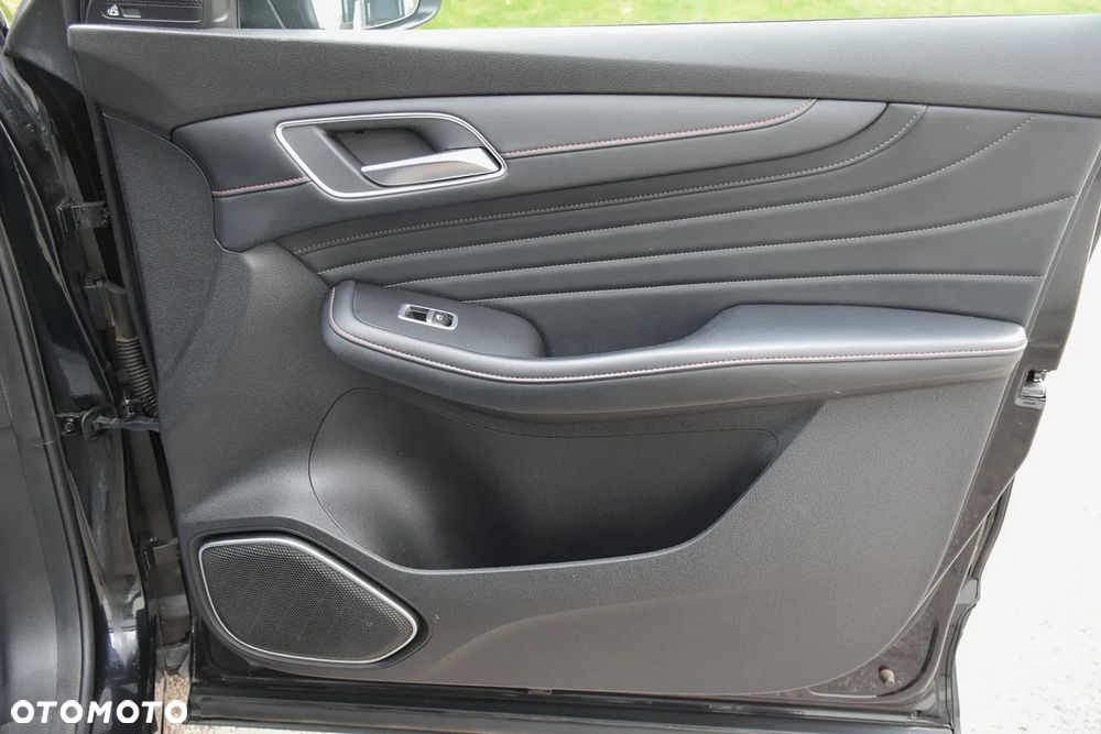 MG HS PHEV 1.5T-GDI Luxury - 25