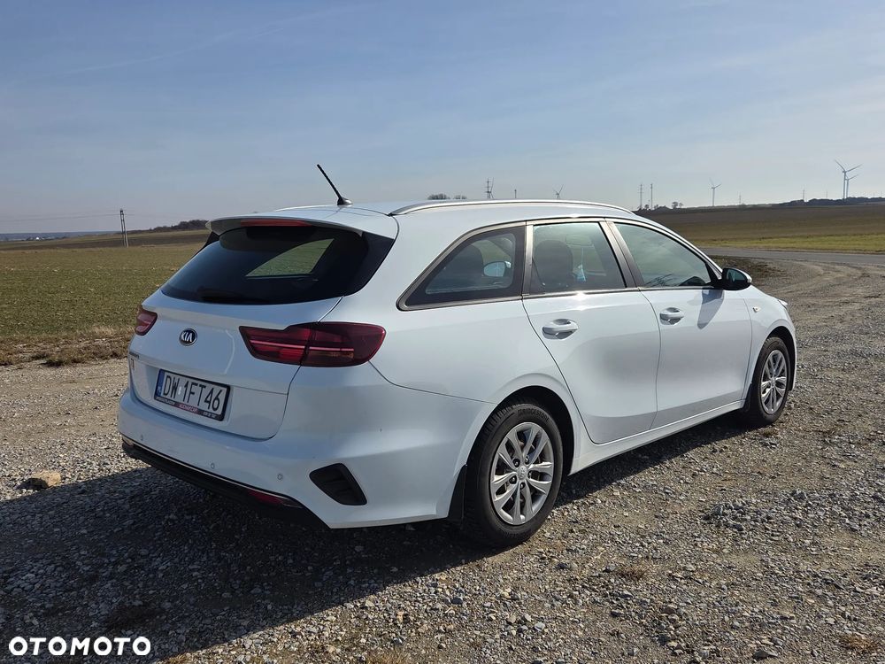 Kia Ceed 1.4 T-GDI M - 4