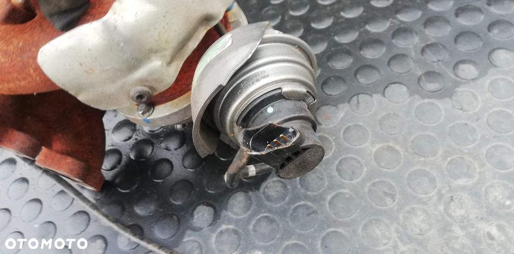 TURBINA TURBOSPRĘŻARKA AUDI A3 8P 1.6 TDI - 2