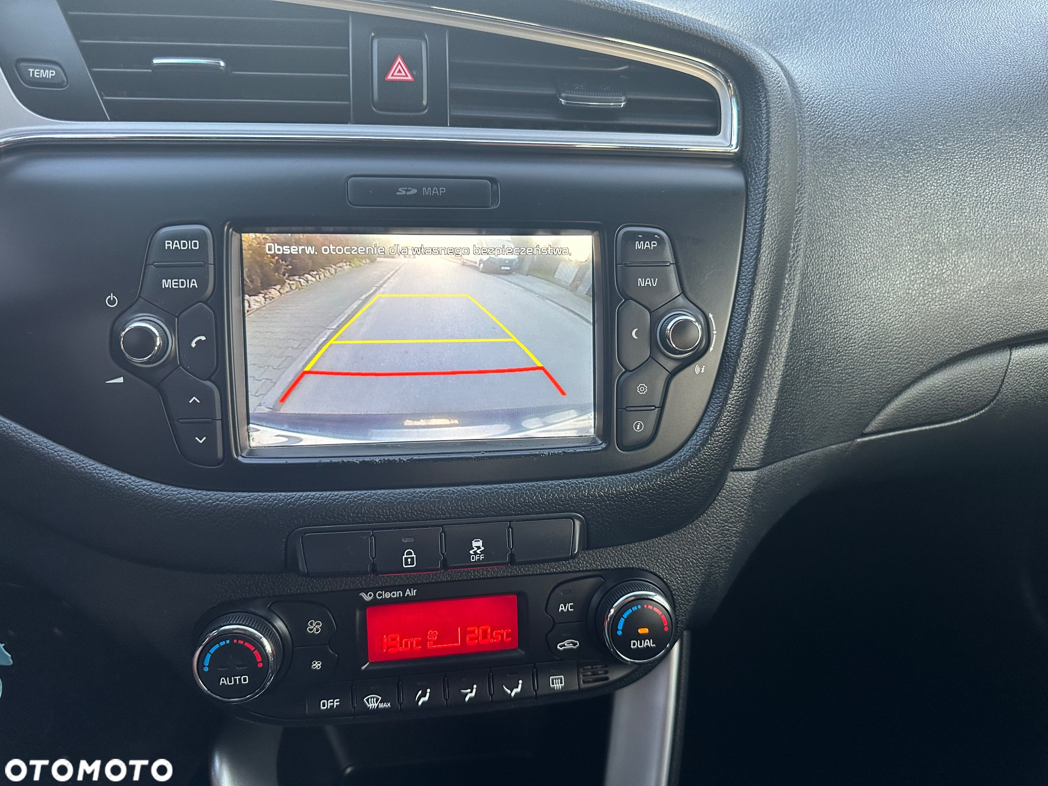 Kia Ceed 1.6 CRDi 136 ISG SW Spirit - 24