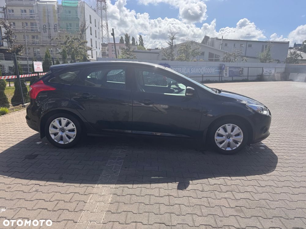 Ford Focus 1.6 Trend - 4