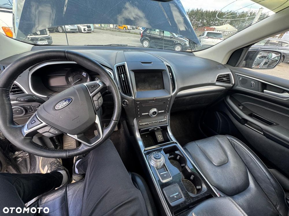 Ford Edge - 16