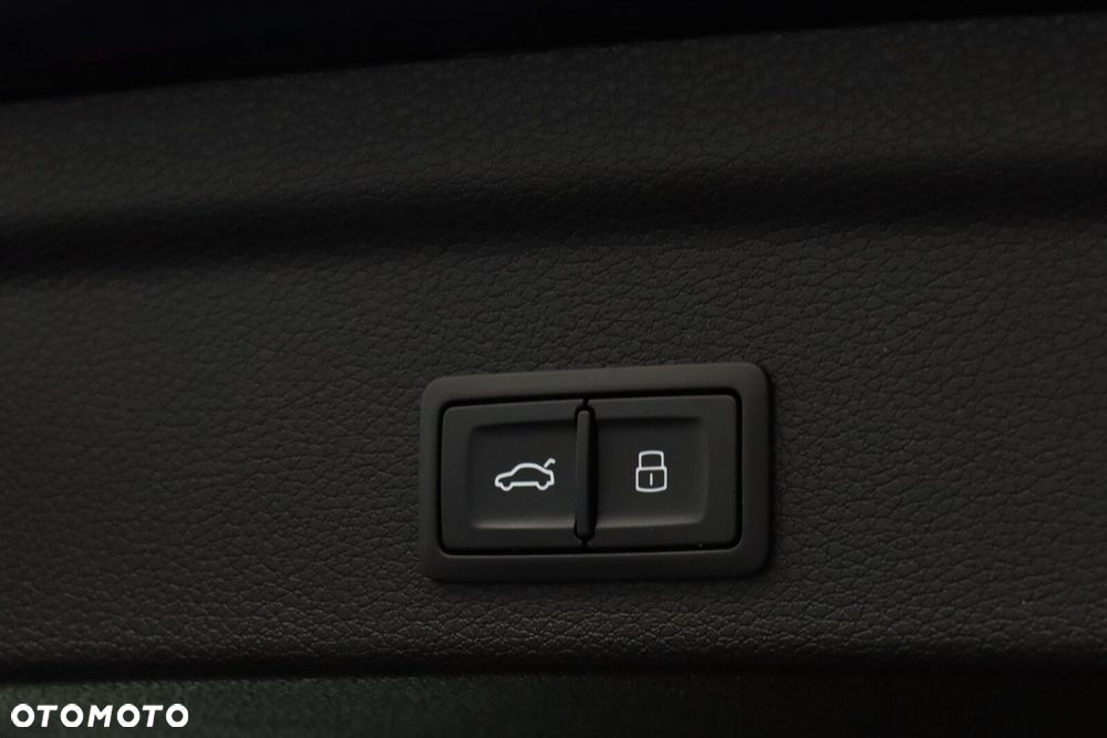 Audi Q3 40 TFSI Quattro S-Line S tronic - 6