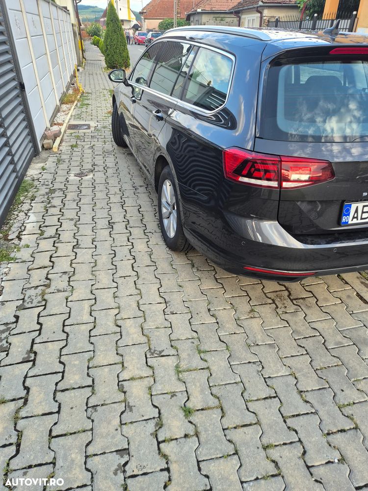 Volkswagen Passat 2.0 TDI DSG Comfortline - 2