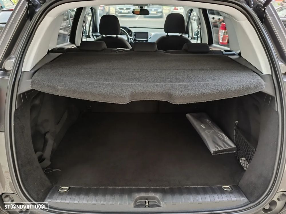 Peugeot 2008 1.2 PureTech Style - 31