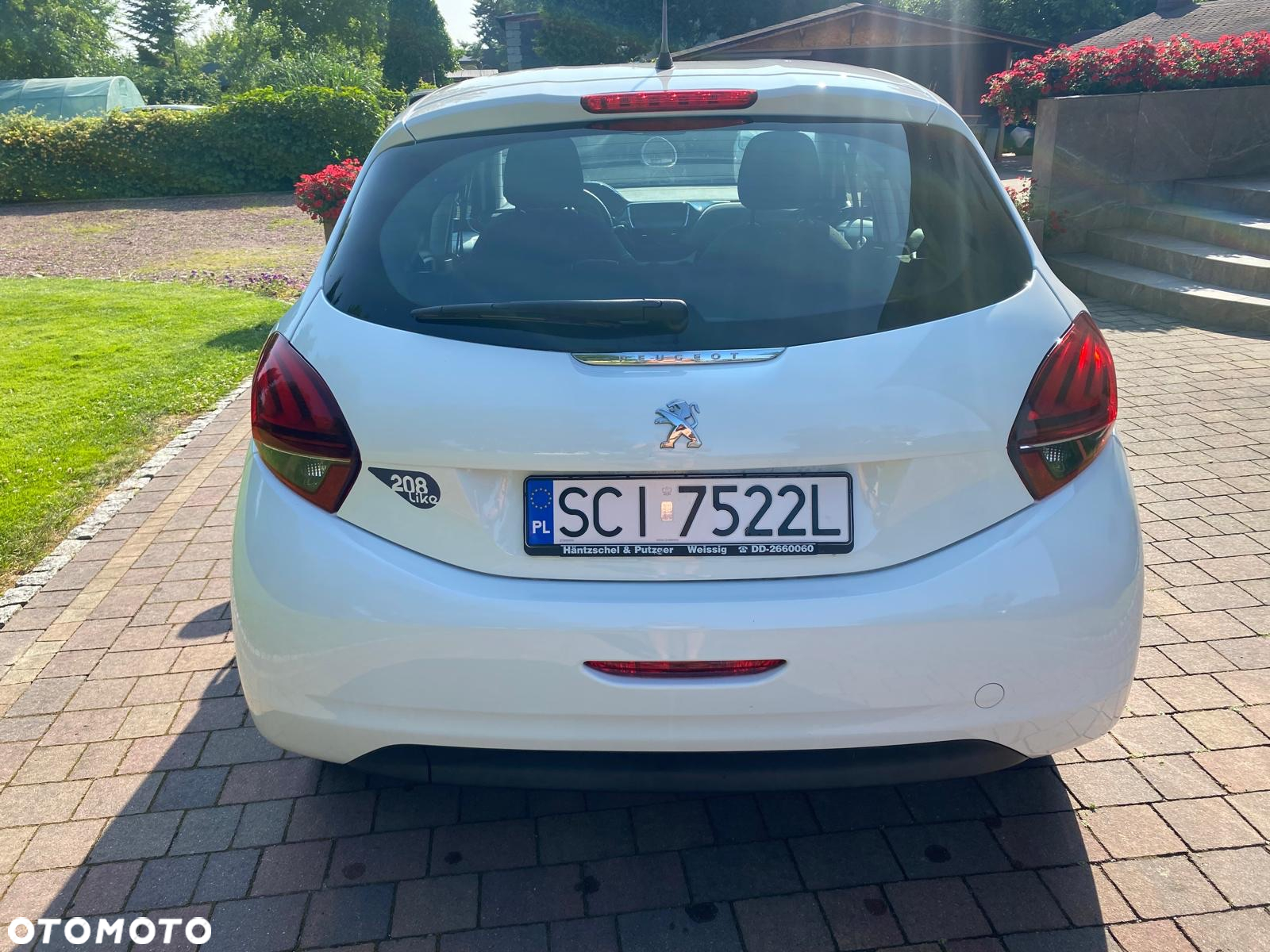 Peugeot 208 - 9