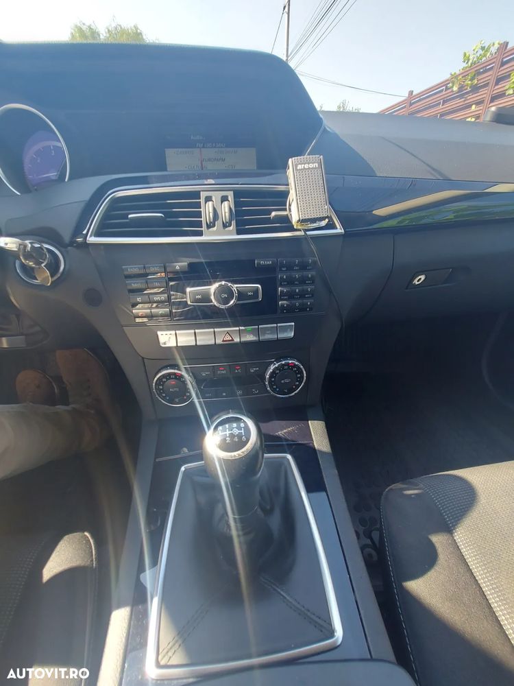 Mercedes-Benz C 220 T CDI DPF BlueEFFICIENCY - 5