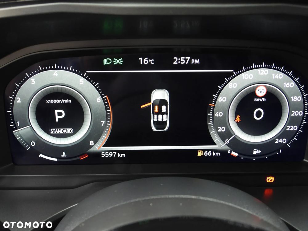 Nissan Qashqai 1.3 DIG-T MHEV Xtronic Tekna - 38