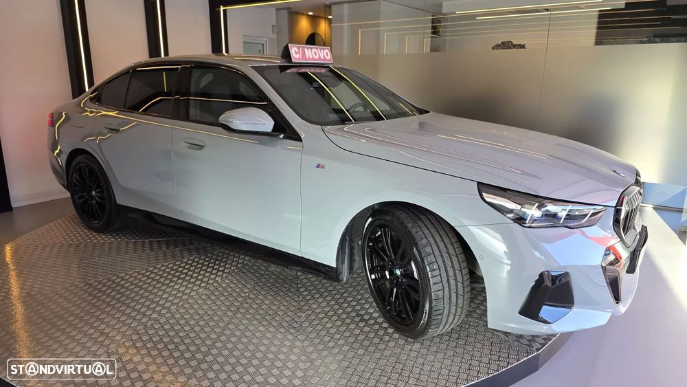 BMW 520 d Pack Desportivo M - 19