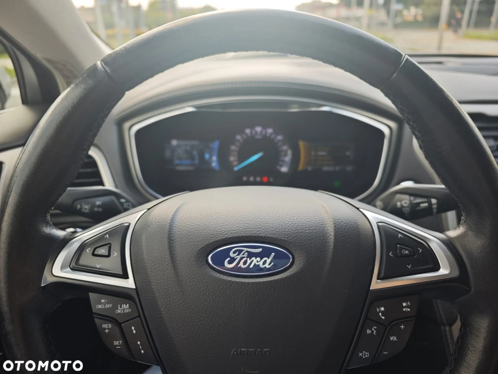 Ford Mondeo 2.0 Ti-VCT Hybrid VIGNALE - 4