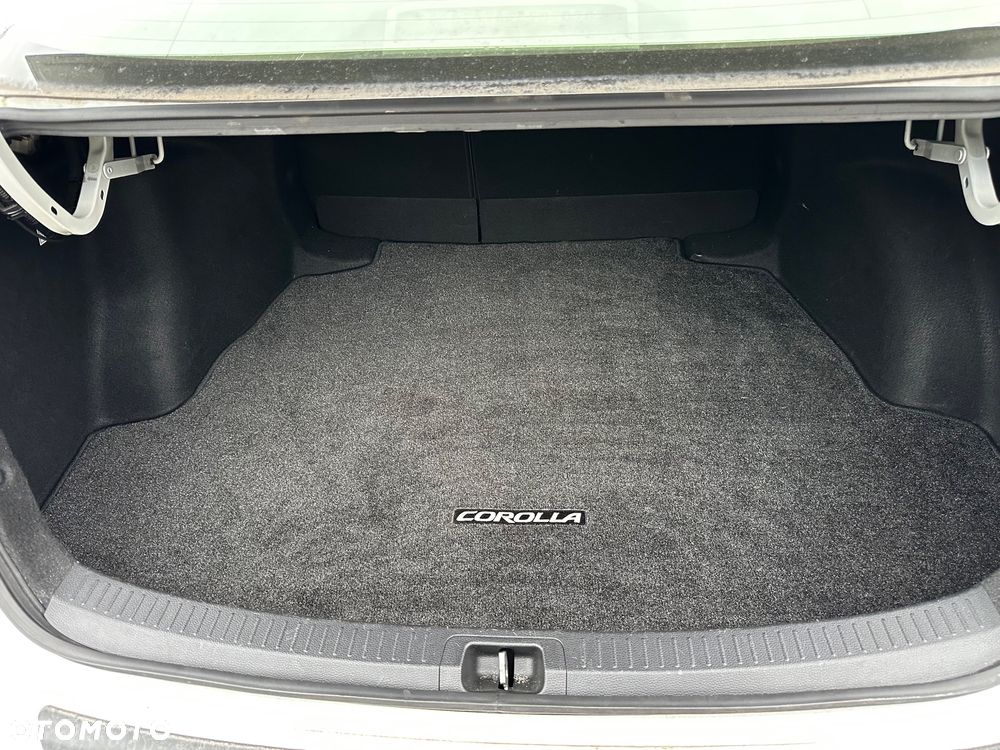 Toyota Corolla 1.8 Hybrid Active - 14