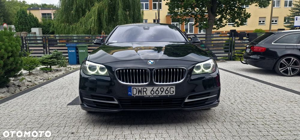 BMW Seria 5 520d Luxury Line - 15