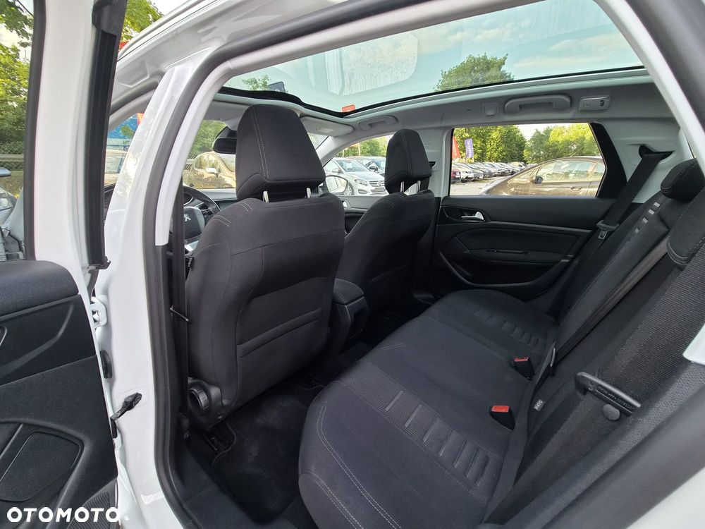 Peugeot 308 1.6 e-HDi Active S&S - 22