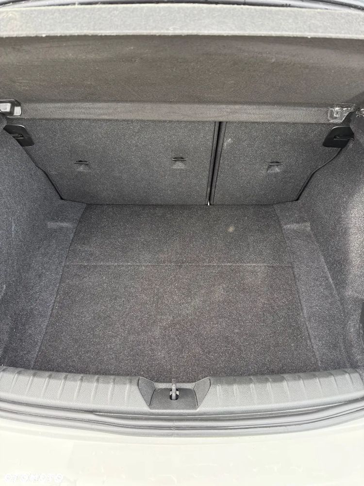 BMW Seria 1 114d Sport Line - 14