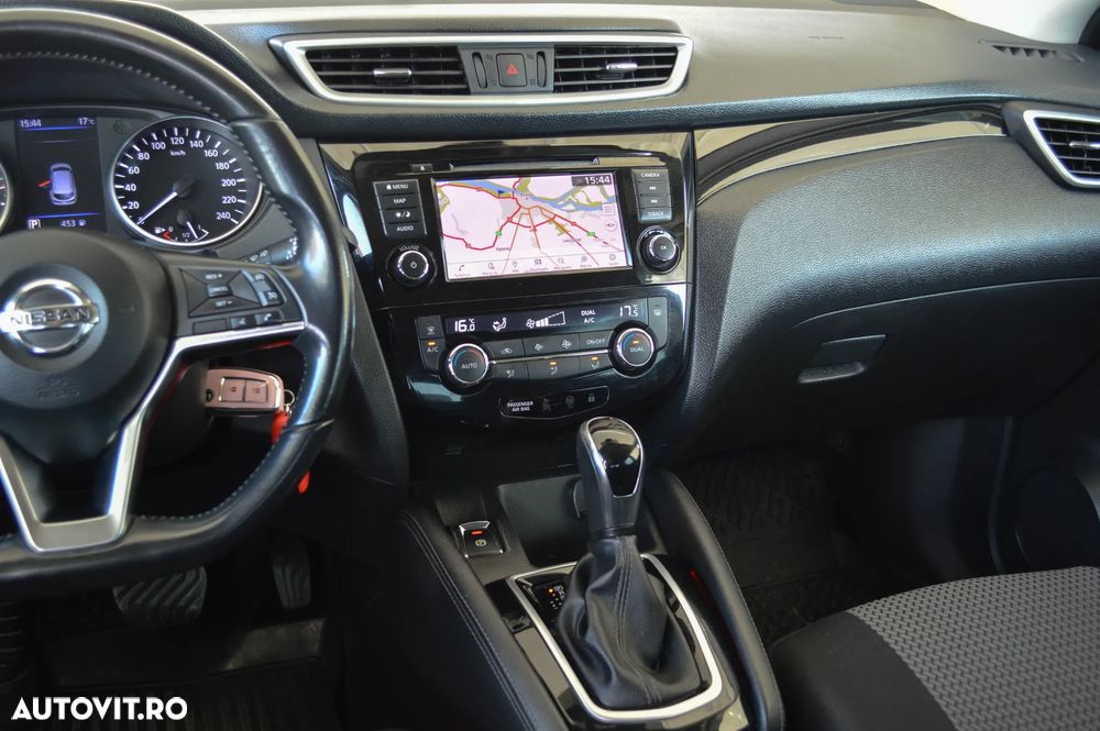 Nissan Qashqai 1.3 157CP 2WD DCT N-Connecta - 31