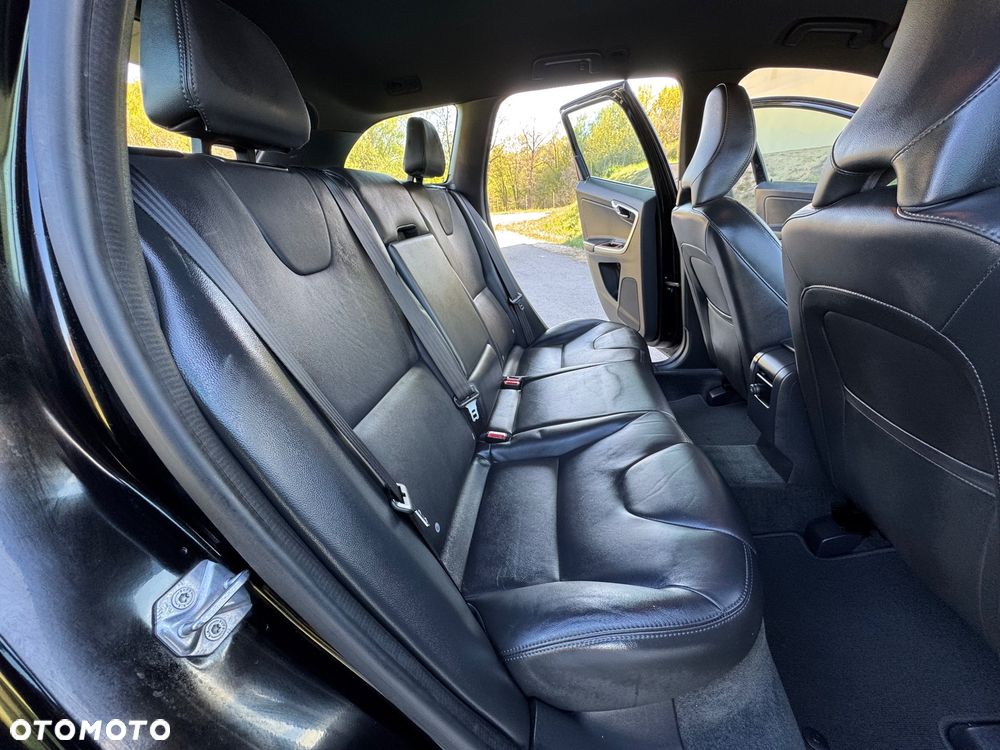 Volvo XC 60 - 25