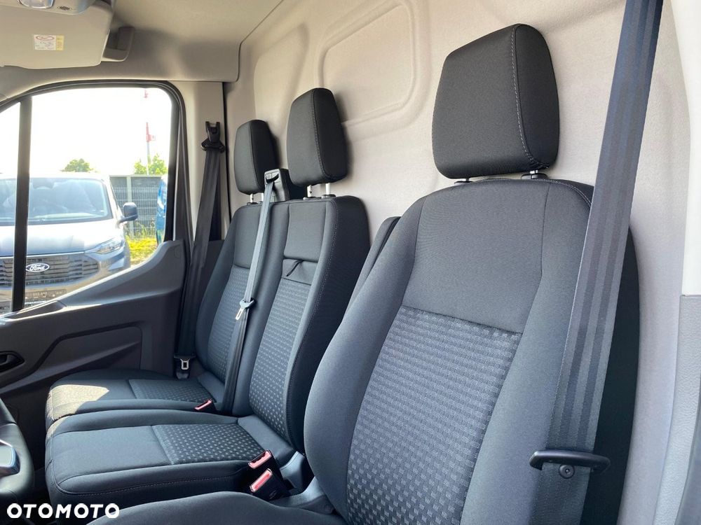 Ford Transit - 18