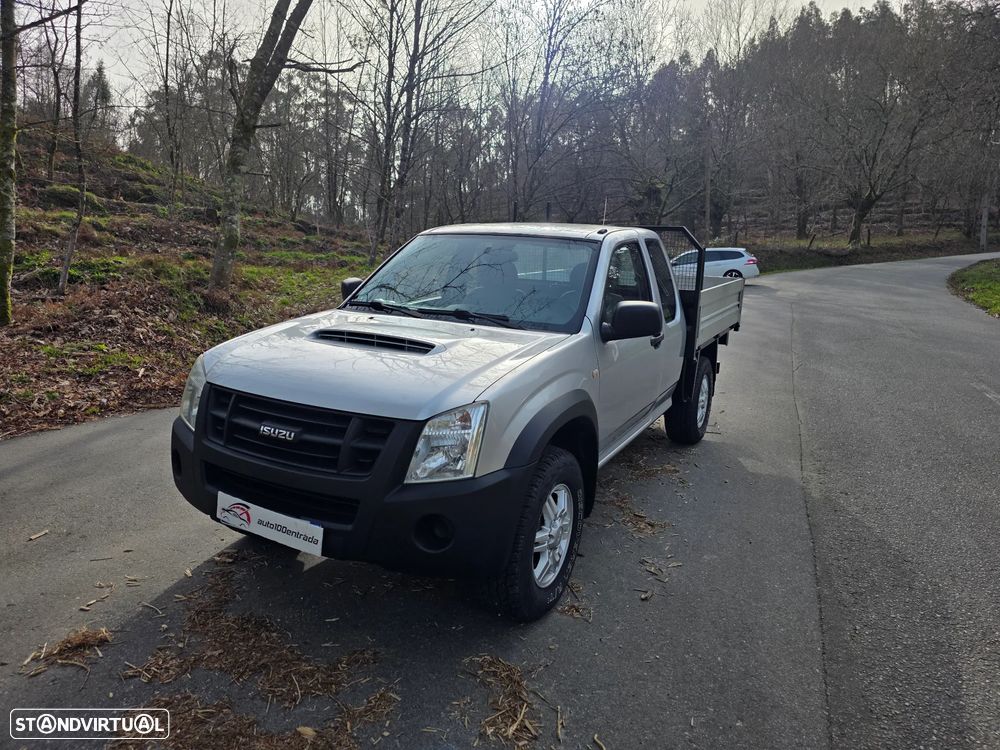 Isuzu D-Max 2.5 DTi CL 4WD L4 CM - 6