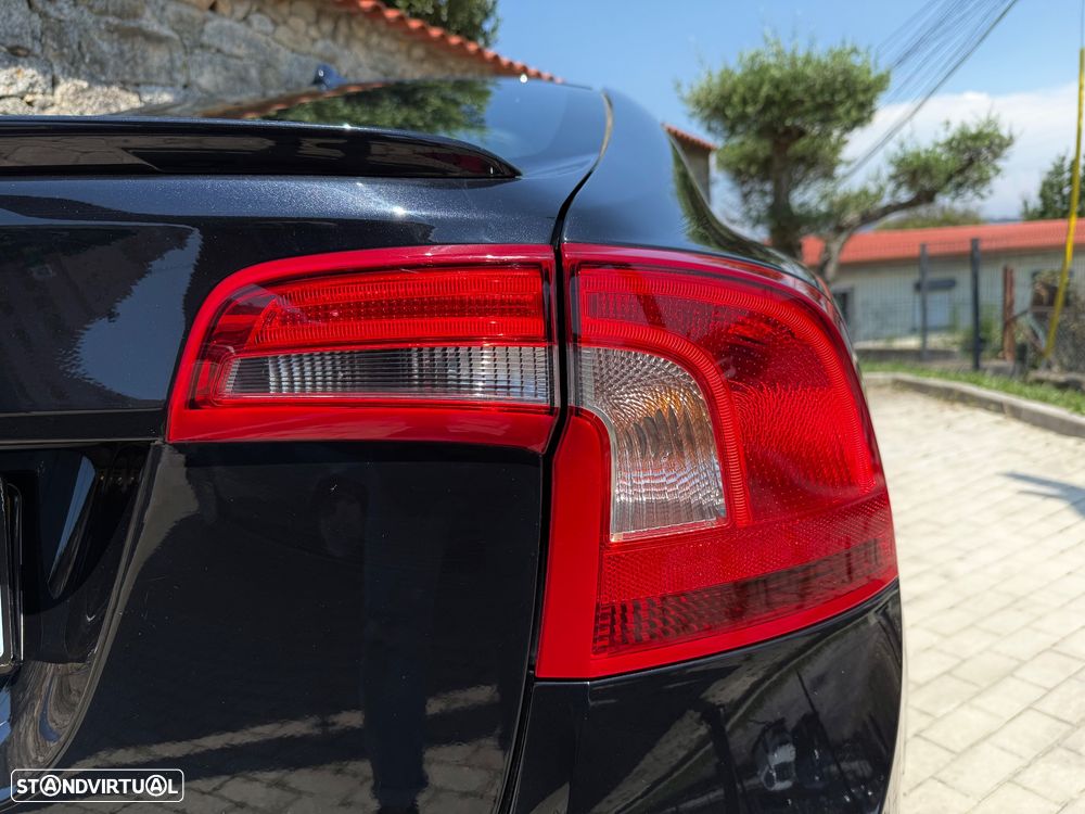Volvo S60 2.0 D4 R-Design - 16