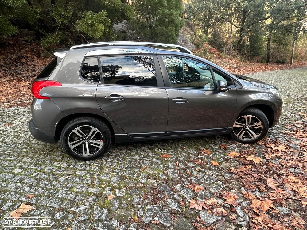 Peugeot 2008 1.6 BlueHDi Allure - 3